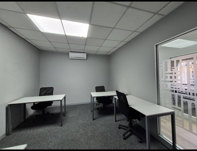 13M² OFFICE TO LET IN ROSEBANK